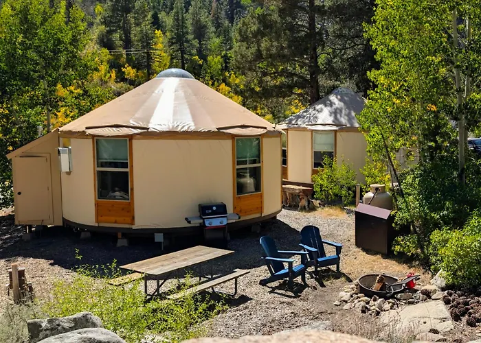 Desolation Hotel Hope Valley